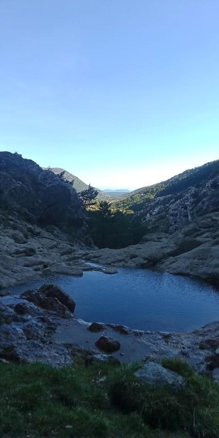 Montagne, Mer Et Verdon Seranon Экстерьер фото
